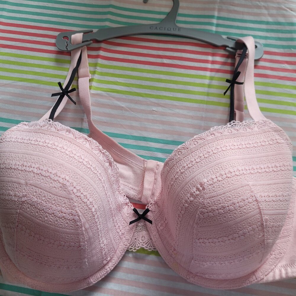 Lane Bryant Cacique Bra: Size 40DD  Seriously Sexy but functional too!